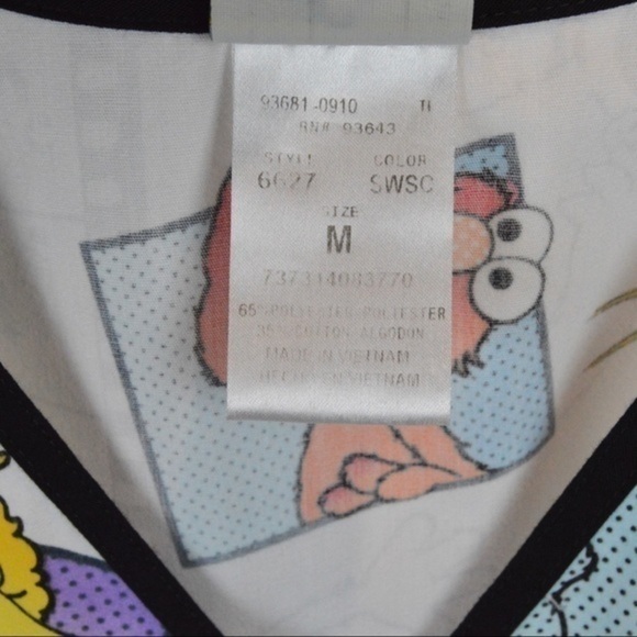Sesame Street Mock Wrap Scrub Top, Medium - Picture 4 of 11